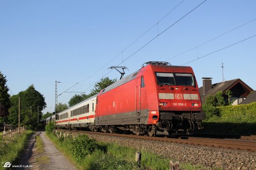 zum Vergrößern bitte anklicken!