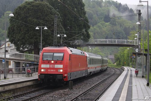 zum Vergrößern bitte anklicken!